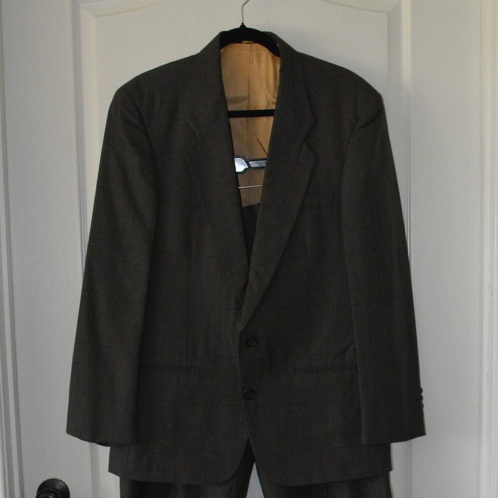 Cellini Collection Men's Plaid 2 piece Pant Suit Set size 42R
